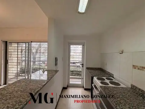 Departamento en Alquiler en Monte Grande, $ 850.000