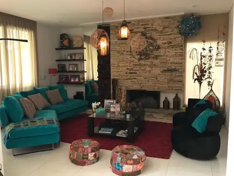 Casa en Alquiler Temporal en Pilar Centro, USD 6.000