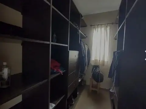 Presidente Peron 2200