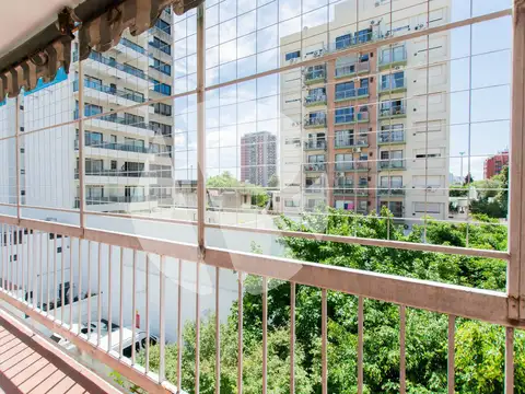 Departamento 4 ambientes con 2 baños