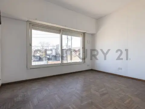 CASA EN VENTA EN LOS HORNOS DE 3 DORMITORIOS