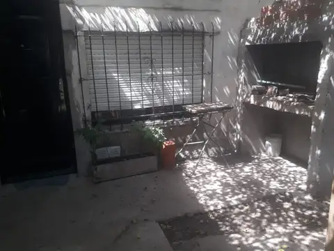 CASA EN SAVIO, CERCANO A LA ESTACION, ESCOBAR