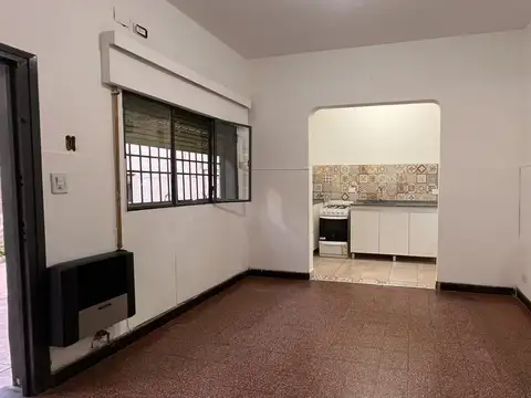 Depto Tipo Casa en Alquiler de 2 dormitorios