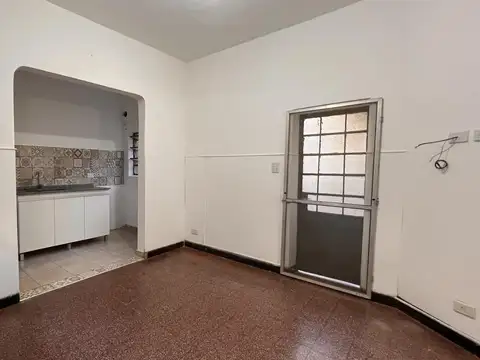Depto Tipo Casa en Alquiler en Arroyito, $ 560.000