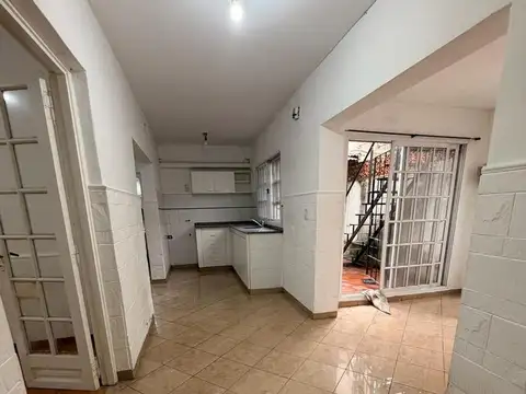 Depto Tipo Casa 2 ambientes con 1 baño