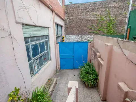 Depto Tipo Casa en Venta con 2 cocheras