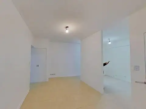 Araujo 100, Piso 1°