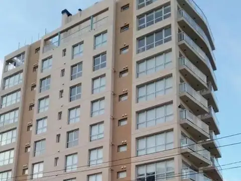 Departamento 3 AMB de Categoría con Vista al Mar – Punta Mogotes – Cochera