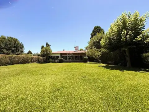 Casa en Venta con 1 cochera