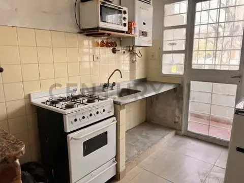 141 e/ 58 y 59 1200, Piso 1