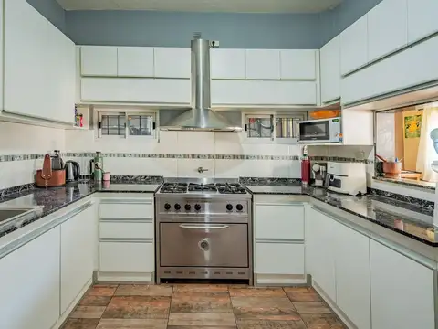 Espectacular Casa de 4 ambientes en San Martin