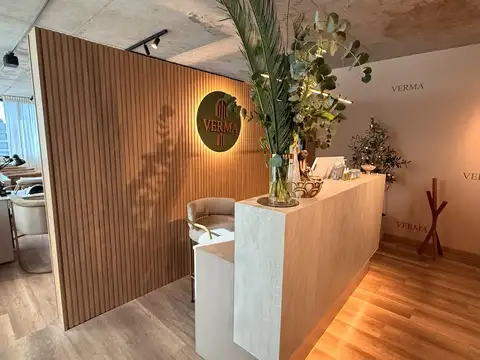 Fondo Comercio en Venta con 2 cocheras