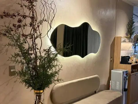 Fondo Comercio en Venta con 2 cocheras
