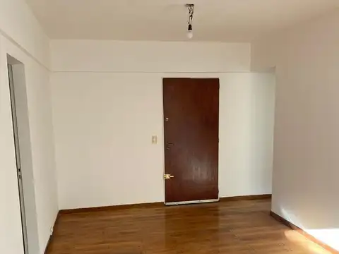 Cachimayo 361 , Piso 1