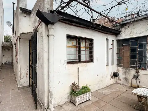 CASA - 4 AMBIENTES  - MERLO SUR
