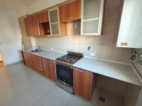 Departamento en Alquiler en Cid Campeador, $ 1.700.000