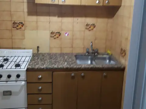 Dpto de 1/dorm centrico en La Plata