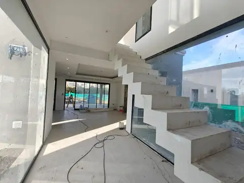 Moderna casa en Santa Elena