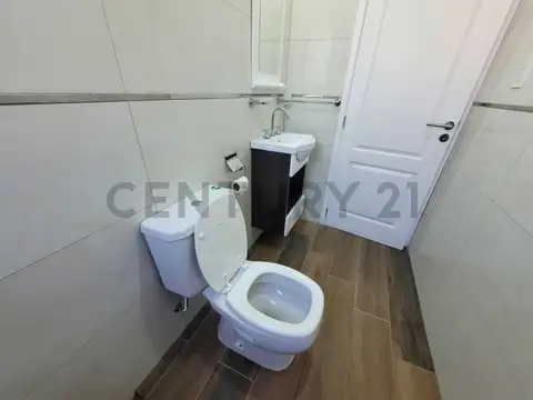 VENTA CASA MINIMALISTA TRES AMBIENTES CON PISCINA, SIERRA DE LOS PADRES, MAR DEL PLATA