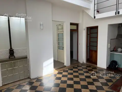 Exc. PH 3 Amb. a Nuevo al Contrafrente con Terraza, Quincho y Parrilla