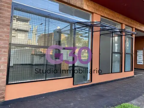 Alquiler Amplio Local en Av. Santa Catalina