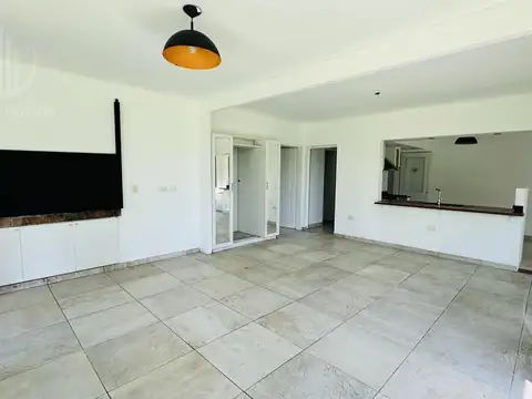 Casa en Venta en Countries y Barrios Cerrados en Ezeiza, USD 249.999