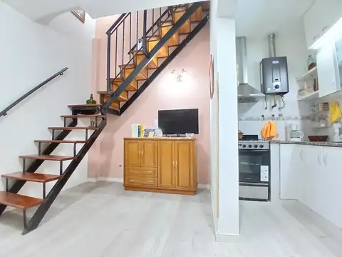 Depto Tipo Casa en Venta en Villa Real, USD 150.000