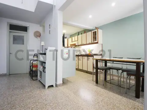 Venta Casa 4 Ambientes en Parque Chas