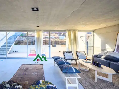 Casa en Alquiler de 3 dormitorios