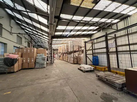 Depósito / Galpón / Oficina / Edificio 6850m2 ALQUILER / VENTA en Constitución