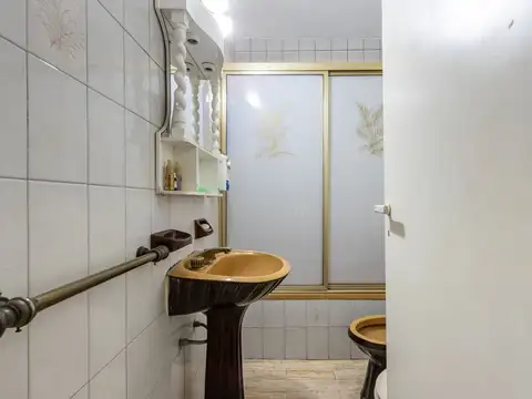 Teniente Agneta 2700