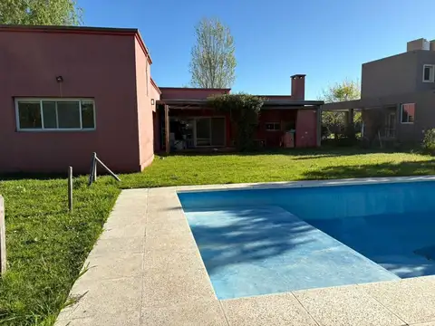 Casa en Alquiler de 3 dormitorios