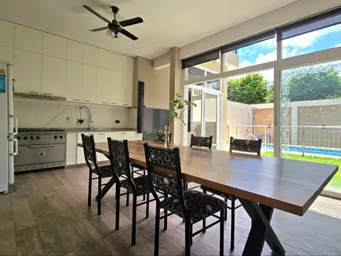 Casa en Venta en Villa Ballester, USD 400.000