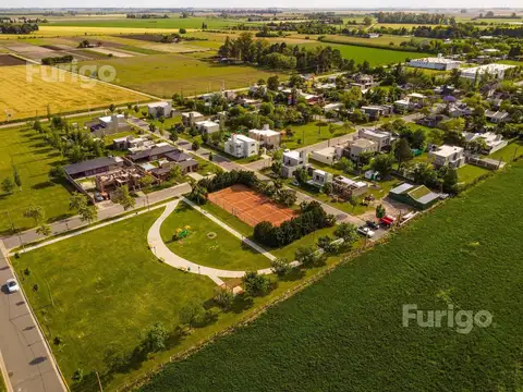 Casa en construcción en Barrio Las Pérgolas