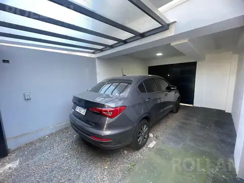 Depto Tipo Casa en Alquiler de 2 dormitorios
