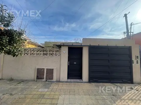 Venta de casa multifamiliar en villa sarmiento Moron zona oeste