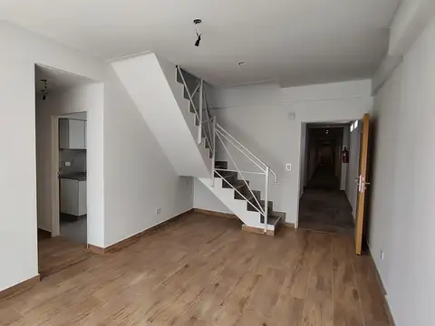 Depto Tipo Casa en Venta en Villa Santa Rita, USD 194.000