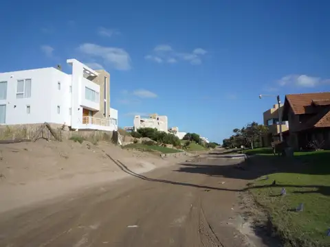 Frente al mar - Lote Único / REF: 1343