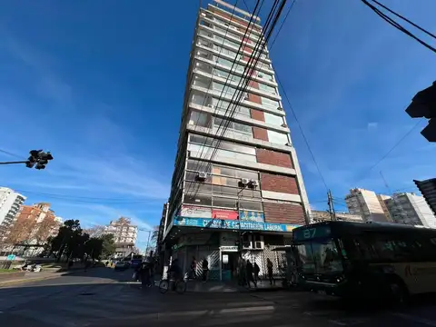 San Lorenzo 2108 , Piso 11