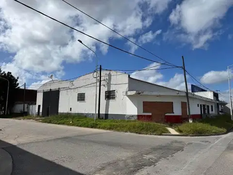 oportunidad en Tandil Galpon con local comercial