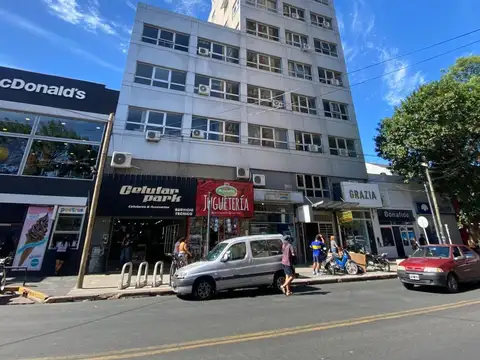 Oficina Monoambiente con 1 baño