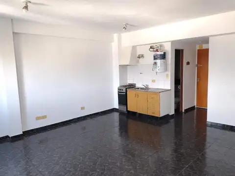 MONOAMBIENTE AMPLIO Y LUMINOSO - APTO PROFESIONAL - MORON