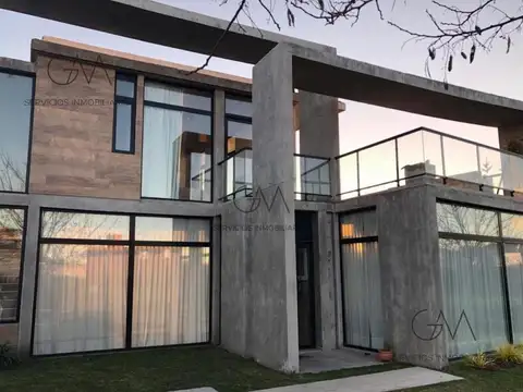 Casa en Alquiler temporal Arenas del Sur