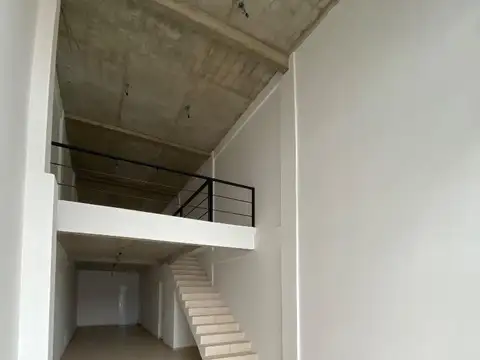 Locales en venta/alquiler Parque Leloir