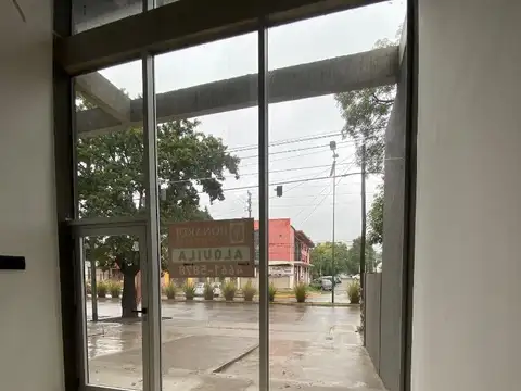 Locales en venta/alquiler Parque Leloir