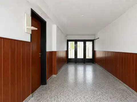 Depto Tipo Casa en Venta 28 años