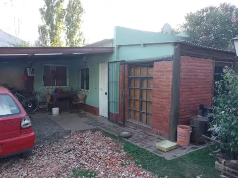Casa 3 ambientes con 2 baños