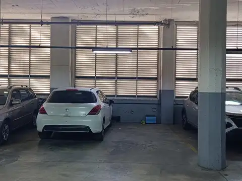 Cochera en Venta en Colegiales, CABA