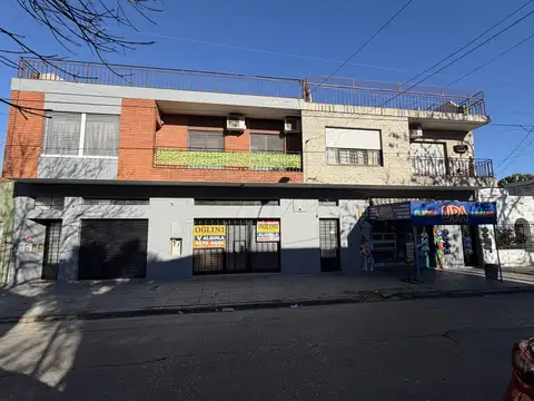 DEPARTAMENTO 1 AMBIENTE  DIVIDIDO EN PLANTA BAJA  CON PATIO
