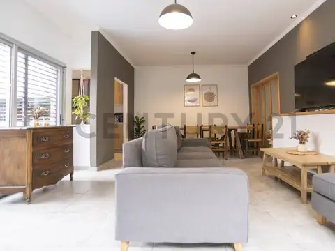 Casa 4 ambientes con 1 baño